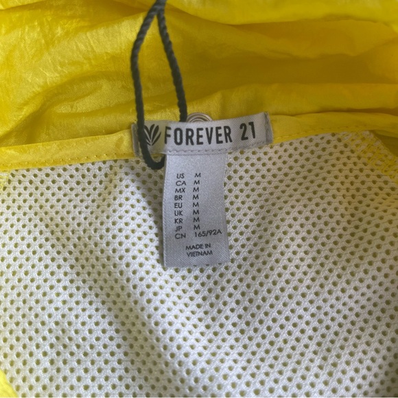 Forever 21 Sport Windbreaker Sz M Yellow Hidden Hood Yellow Jackets - Picture 8 of 10
